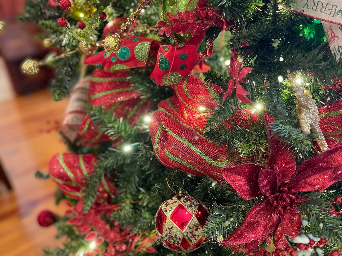 Superscapes decorated Christmas tree